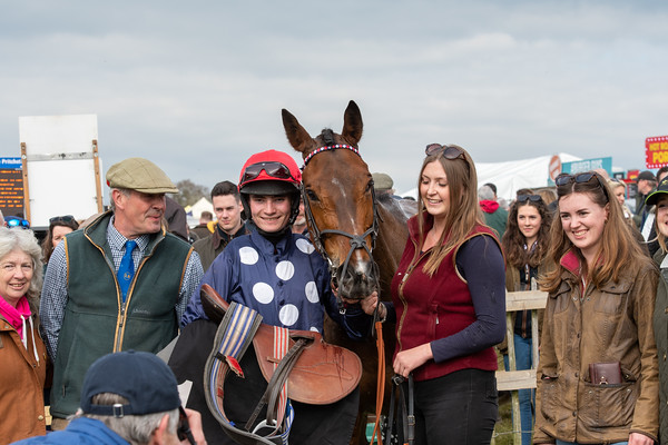 Cox Mahon at Chaddesley Corbett Racecourse