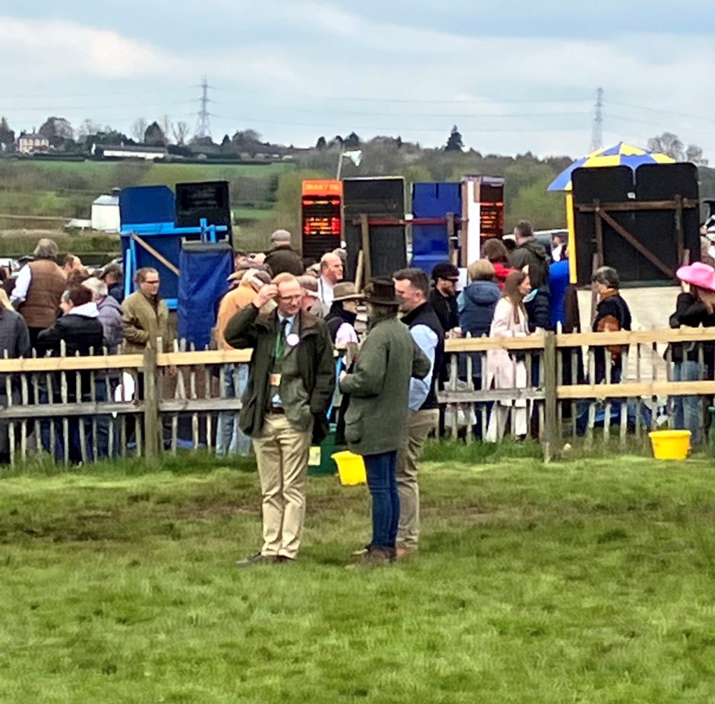 Cox Mahon at Chaddesley Corbett Racecourse